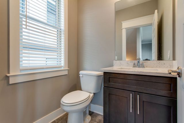 446 37th Ave, N, Nashville, TN 37209