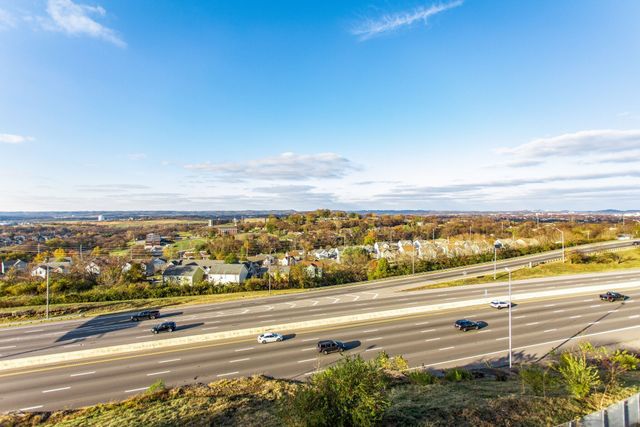 446 37th Ave, N, Nashville, TN 37209