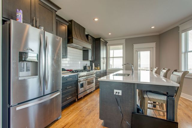 446 37th Ave, N, Nashville, TN 37209