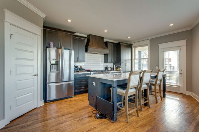 446 37th Ave, N, Nashville, TN 37209