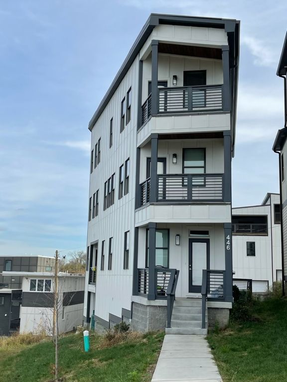 446 37th Ave, N, Nashville, TN 37209