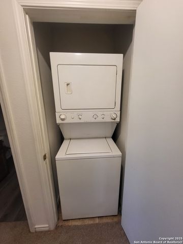 10006 Vasso Vw Apt 4, Converse, TX 78109