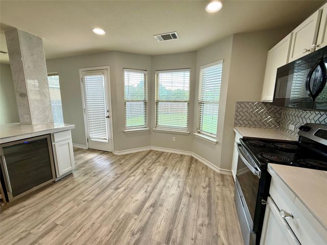 13013 Pealing WAY, Manor, TX 78653