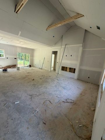 1 Croxton Lane, Bella Vista, AR 72751