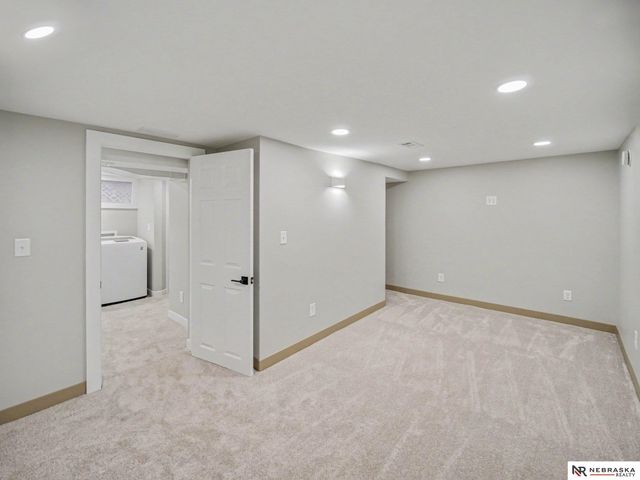 2810 S 11th Street, Lincoln, NE 68502