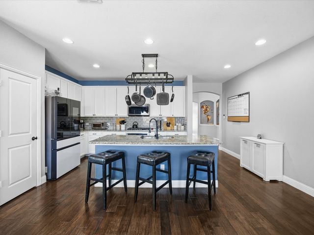 1056 Mesa Crest Drive, Fort Worth, TX 76052