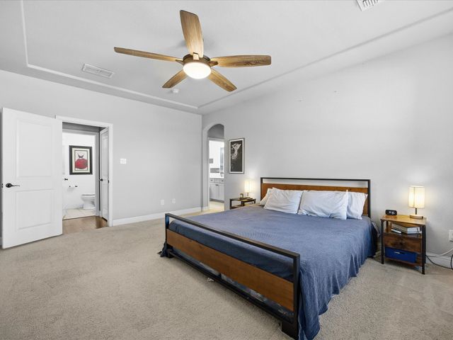 1056 Mesa Crest Drive, Fort Worth, TX 76052