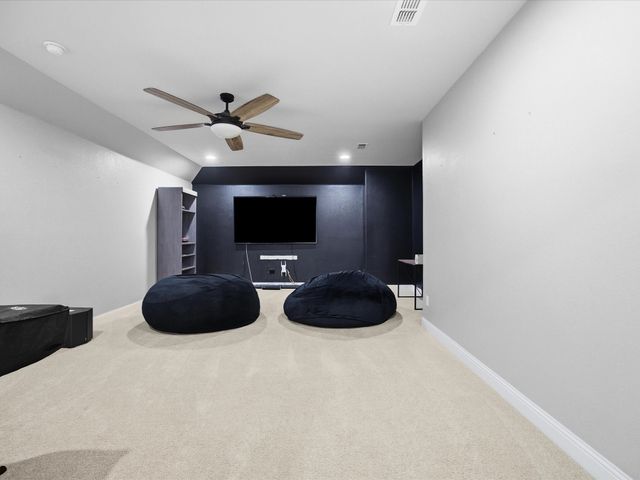 1056 Mesa Crest Drive, Fort Worth, TX 76052