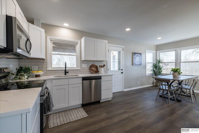 706 Lemay Drive, Bellevue, NE 68005