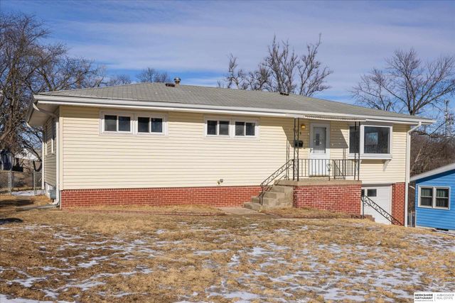 706 Lemay Drive, Bellevue, NE 68005