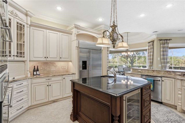 3207 W Wentworth Loop, Lecanto, FL 34461