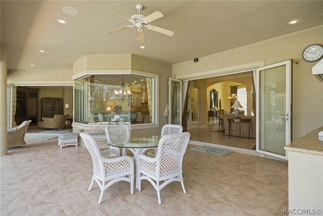 3207 W Wentworth Loop, Lecanto, FL 34461