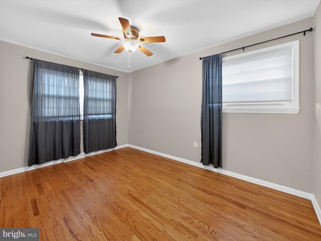 1277 BEVERLY RD, Warminster, PA 18974