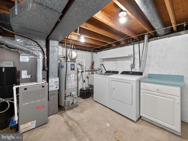 1277 BEVERLY RD, Warminster, PA 18974