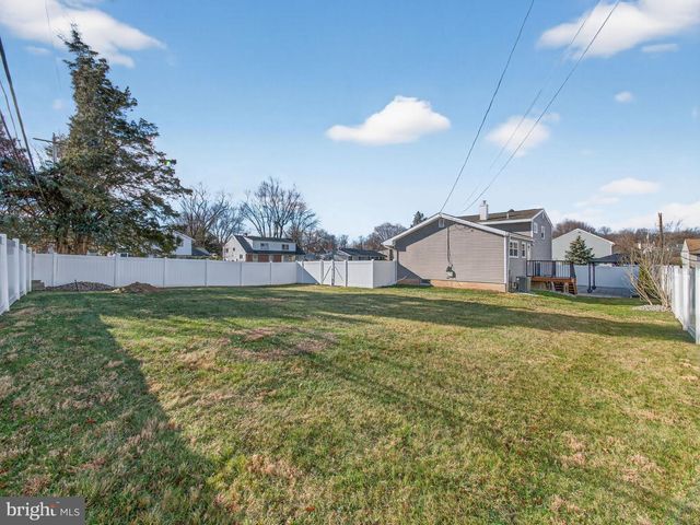 1277 BEVERLY RD, Warminster, PA 18974