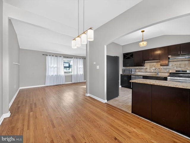 1277 BEVERLY RD, Warminster, PA 18974