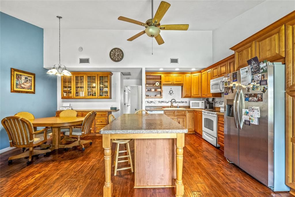 Image 10 of property listing at 12 COUNTRY CLUB DRIVE B, New Smyrna Beach, FL 32168