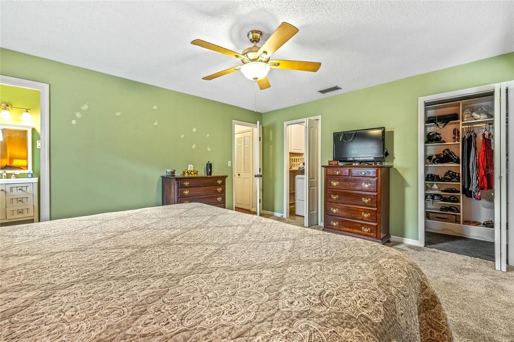 Image 18 of property listing at 12 COUNTRY CLUB DRIVE B, New Smyrna Beach, FL 32168