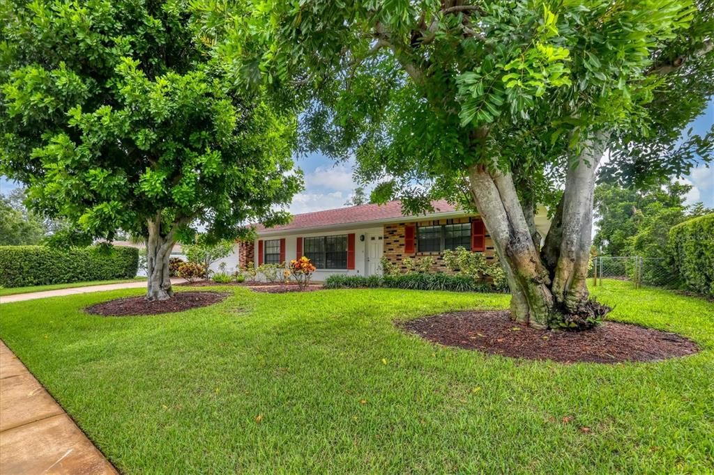 2107 42ND STREET W, Bradenton, FL 34205
