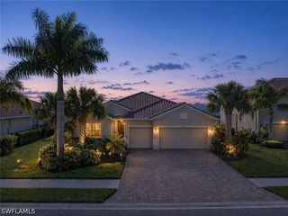 2151 Vermont LN, Naples, FL 34120