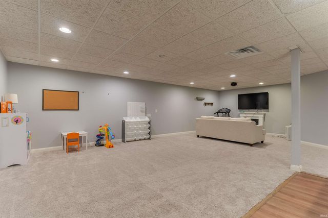 1766 Brent Drive, Newburgh, IN 47630