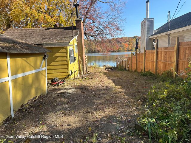 26 Rose Street, Niverville, NY 12130