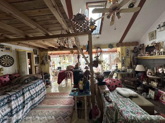 26 Rose Street, Niverville, NY 12130