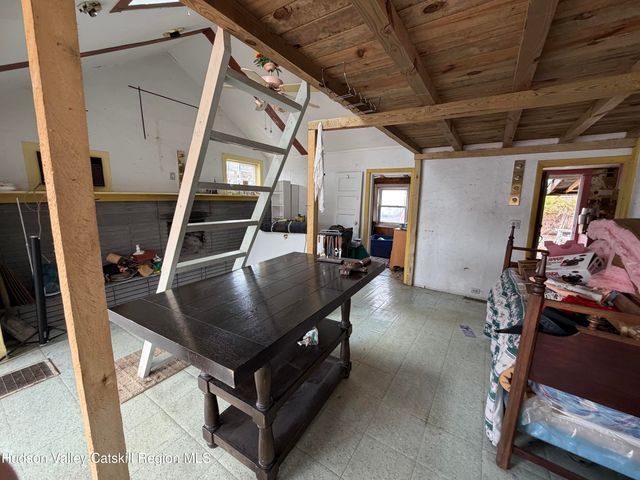 26 Rose Street, Niverville, NY 12130