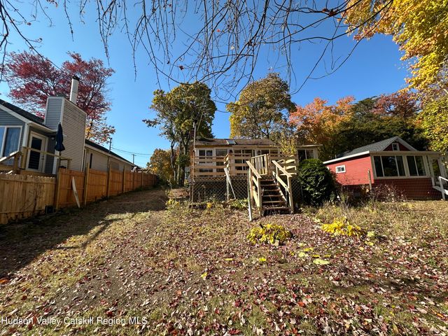 26 Rose Street, Niverville, NY 12130