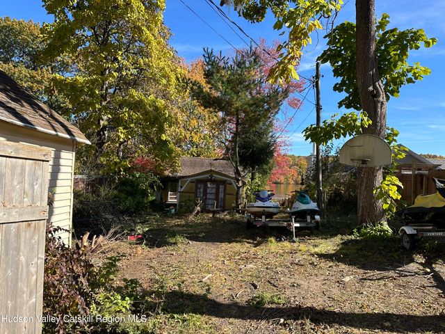 26 Rose Street, Niverville, NY 12130