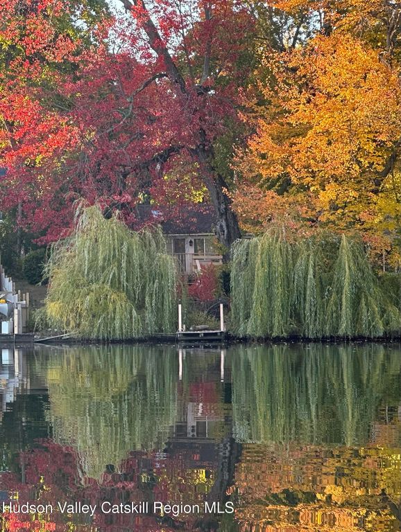 26 Rose Street, Niverville, NY 12130