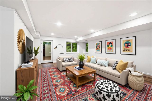 7614 HAMILTON SPRING RD, Bethesda, MD 20817