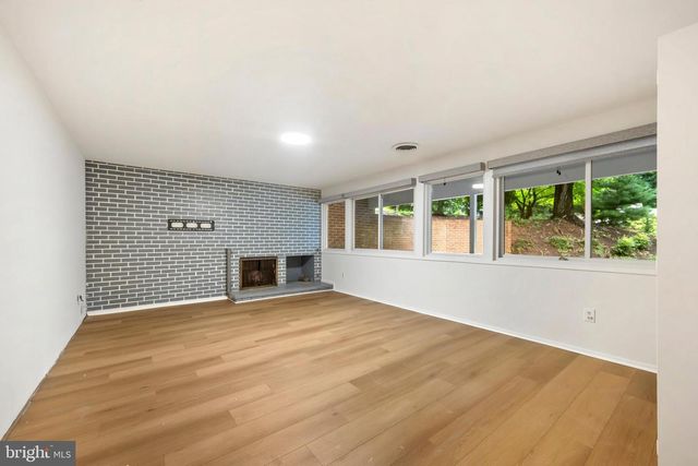 7614 HAMILTON SPRING RD, Bethesda, MD 20817