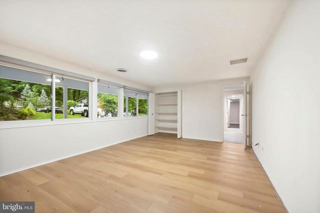 7614 HAMILTON SPRING RD, Bethesda, MD 20817