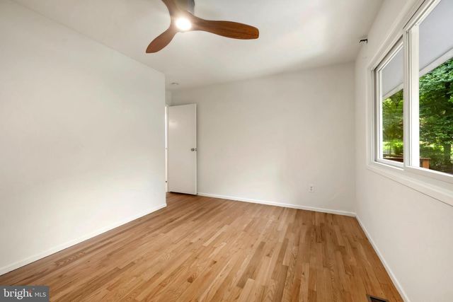 7614 HAMILTON SPRING RD, Bethesda, MD 20817