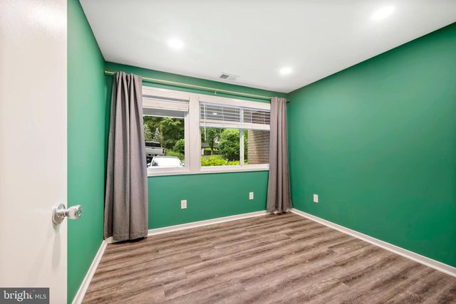 7614 HAMILTON SPRING RD, Bethesda, MD 20817