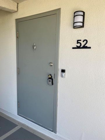 52 Flanders B, Delray Beach, FL 33484