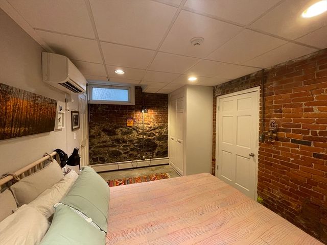 1760 Beacon Street 3, Brookline, MA 02445