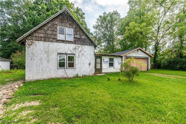 1090 N River Road NE, Warren, OH 44483