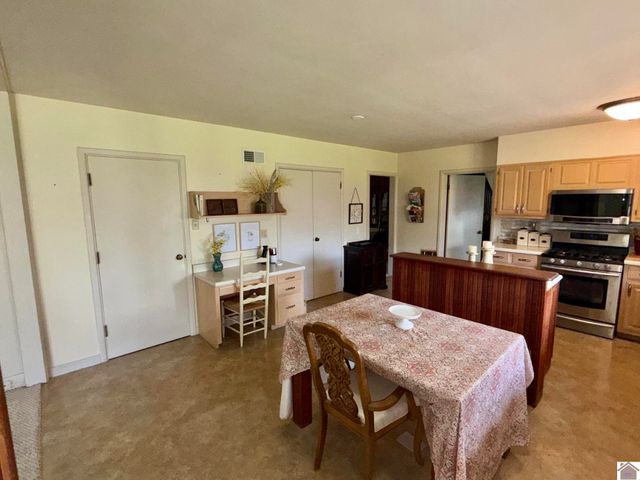 711 Pryor Street, Mayfield, KY 42066