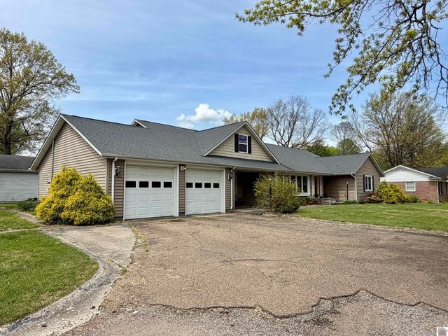 711 Pryor Street, Mayfield, KY 42066