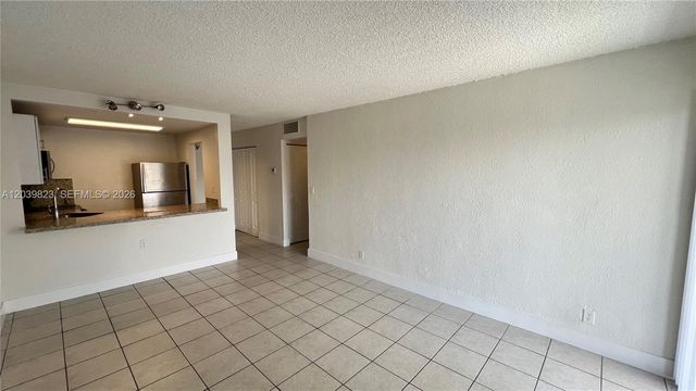 4550 NW 9th Street 817E, Miami, FL 33126