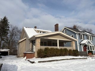 3337 Dellwood Road, Cleveland Heights, OH 44118