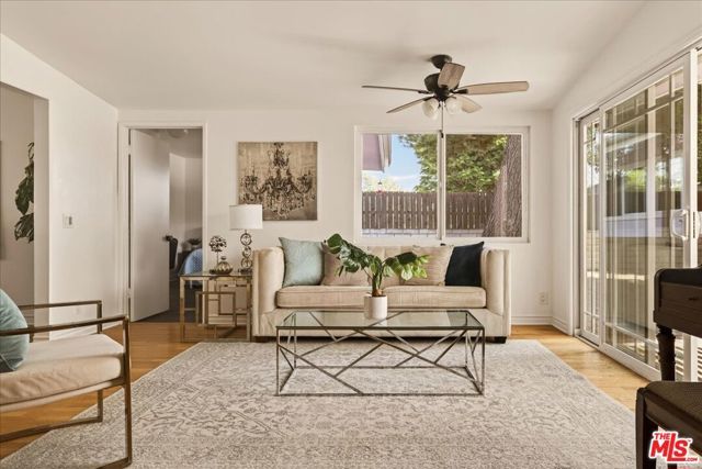 17248 Warrington Drive, Granada Hills (los Angeles), CA 91344