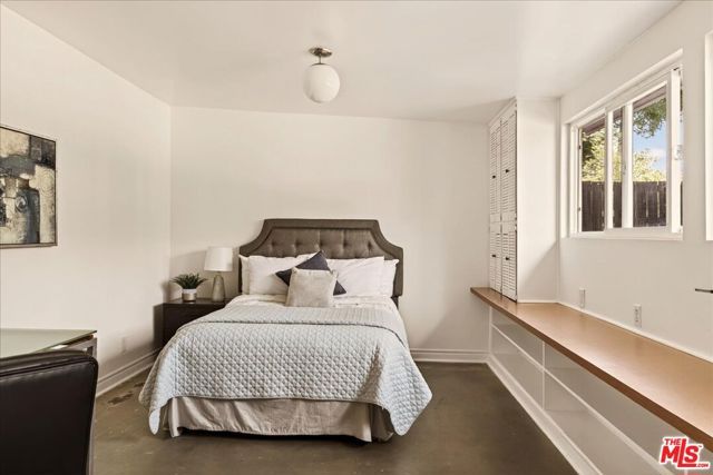 17248 Warrington Drive, Granada Hills (los Angeles), CA 91344
