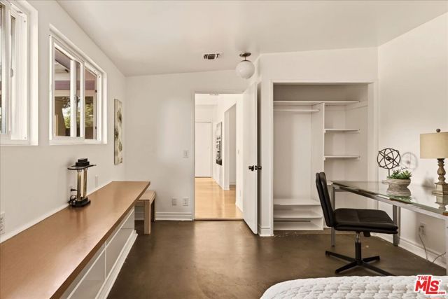 17248 Warrington Drive, Granada Hills (los Angeles), CA 91344