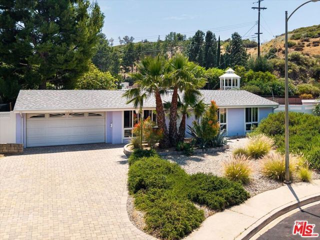 17248 Warrington Drive, Granada Hills (los Angeles), CA 91344