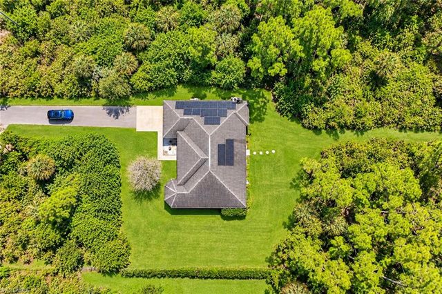 525 Desoto BLVD N, Naples, FL 34120