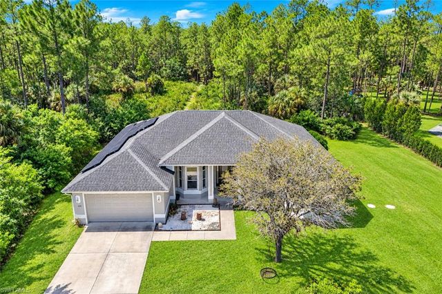 525 Desoto BLVD N, Naples, FL 34120