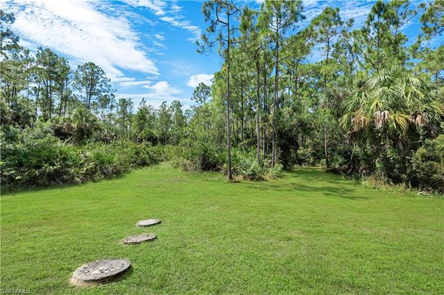 525 Desoto BLVD N, Naples, FL 34120